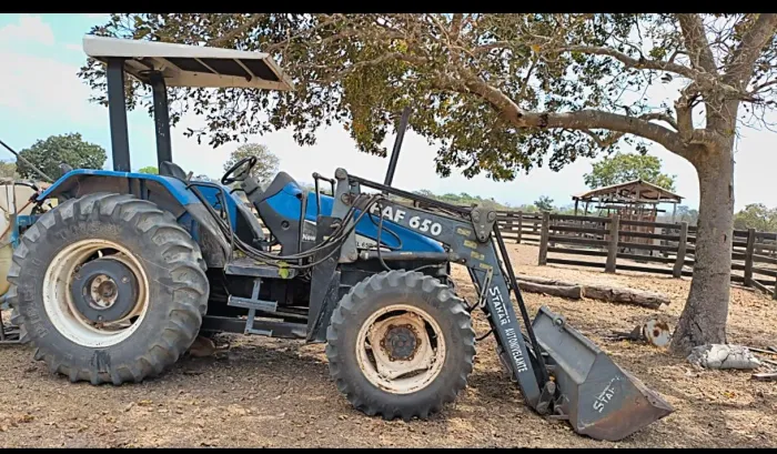 Trator new Holland 4x4