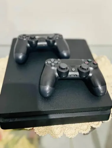 Ps4 slim 1tera