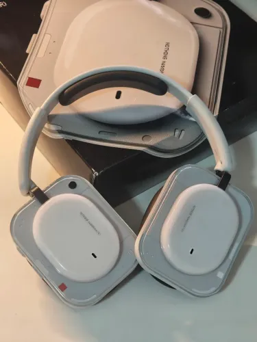 Headphone Nothing Headphone (a)