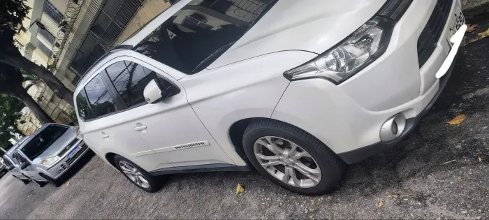 Mitsubishi Outlander 2.0 16V 160cv Aut. 2015