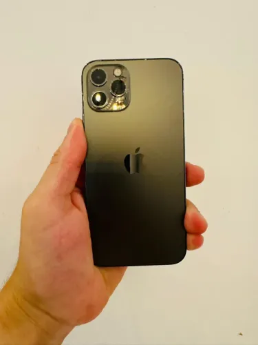 iPhone 12 PRO - 128G - bateria 75% - bom estado 