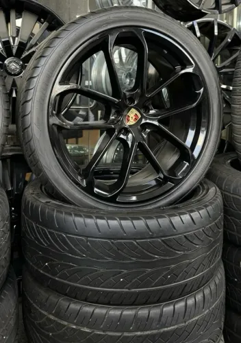 JG de Roda 22 C/ Pneus 265/35