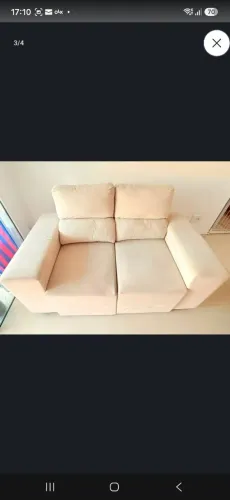 Sofa retrátil bege zerado. 