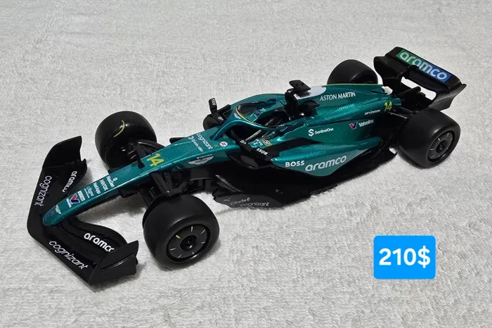Carrinho miniatura da F1 Aston Martin Fernando Alonso