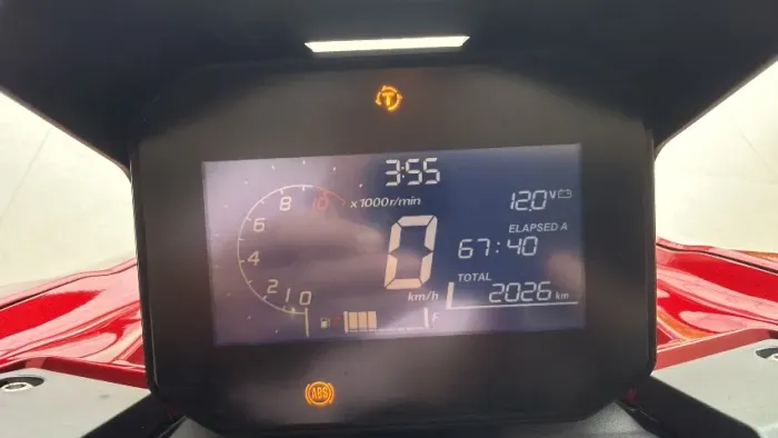 Honda ADV 160 2026, com apenas 2026 KM, está zerada só andou aqui em Indaiatuba