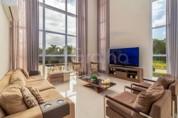 Casa Alto Padrão à Venda em Jurerê Internacional - Florianópolis