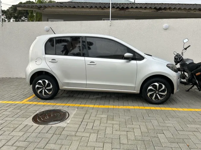 Volkswagen Up! Move 1.0 Total Flex 12V 5P 2016