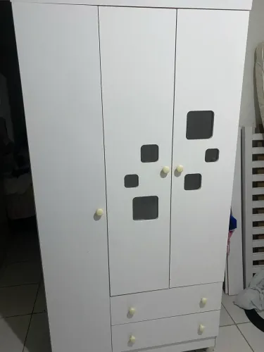 Guarda roupa baixei pra 250