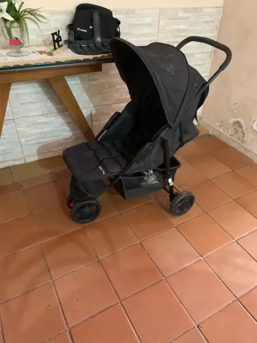 Vendo esse carrinho de bebê