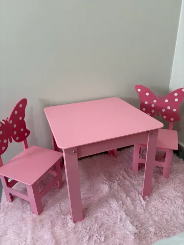 Mesinha infantil + 02 bancos borboleta