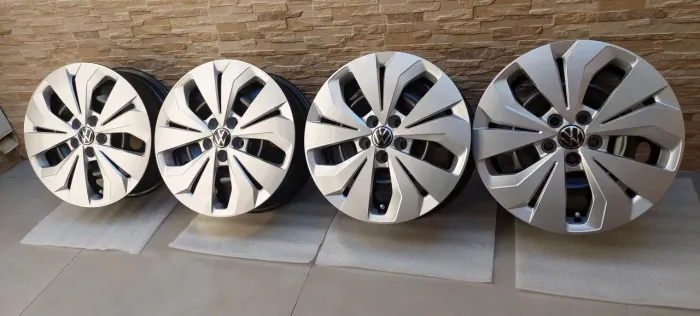 Vende se roda t cross original