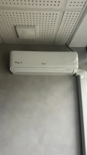 AR-CONDICIONADO GREE 22.000 BTUs INVERTER - QUENTE E FRIO