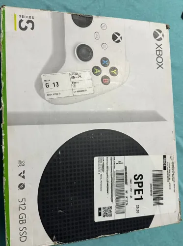 Vende-se Xbox Série S