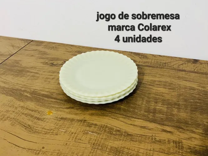 Conjunto 4 Pratos Sobremesa Vidro Opalino Colorex Vintage