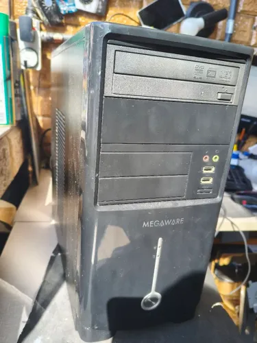 PC Gamer (gabinete simples) FX 6300 GTX 750 2gb 16gb ssd