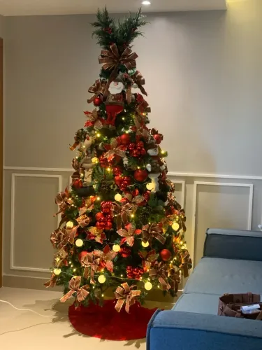 Árvore de Natal com decoração