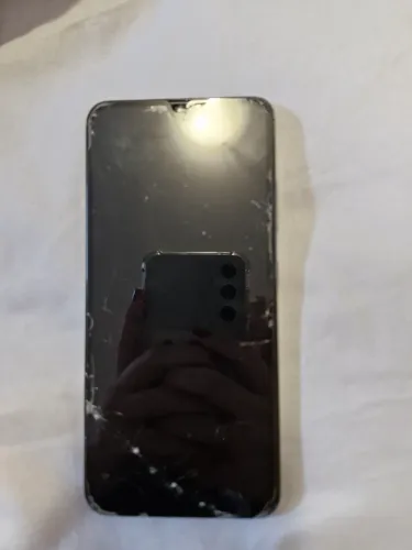 Celular galaxy para usar peças 