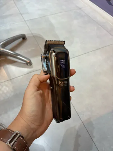 MÁQUINA DE CORTE KEMEI