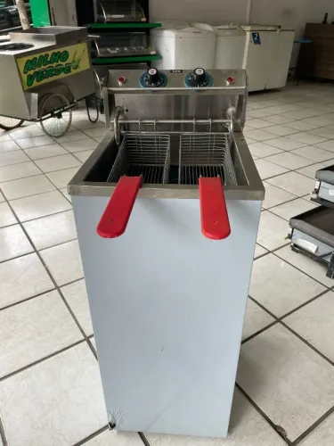Fritador Elétrico 4L - 127V