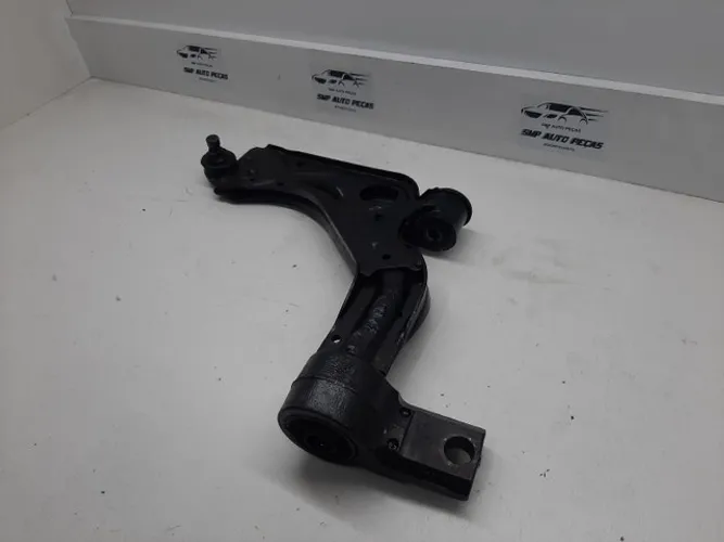 Bandeja ford fiesta lado esq 12/13 para venda de peças smp