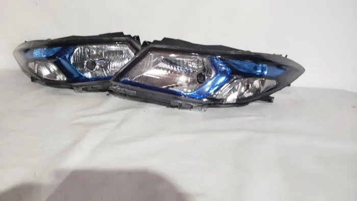 Farol Onix Prisma Azul 2013/2016 Original 