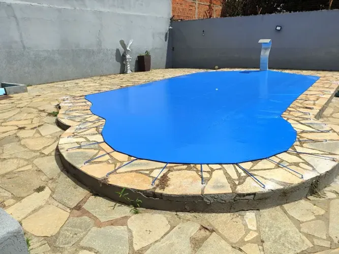 Capas e vinil para piscinas 