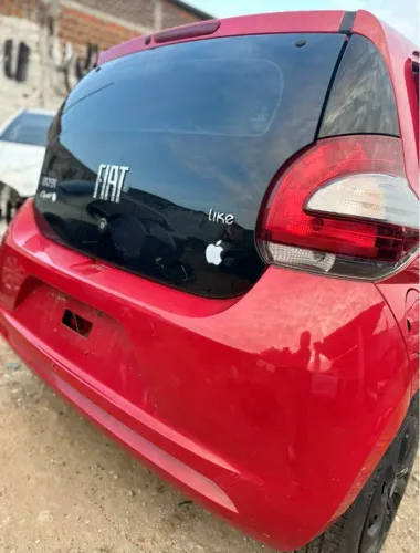 Tampa de mala do Fiat Mobi 2019 a 2022
