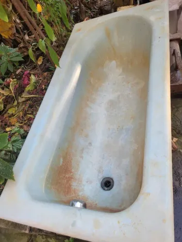 Banheira de Ferro Esmaltada Antiga