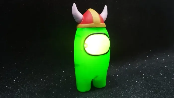 Brinquedo Boneco Among Us Ytl 1486 - Verde Com Chifre