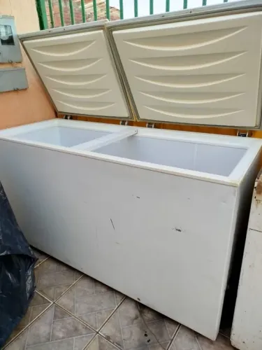 Freezer Horizontal Gelopar 510 litros com vazamento de gás 