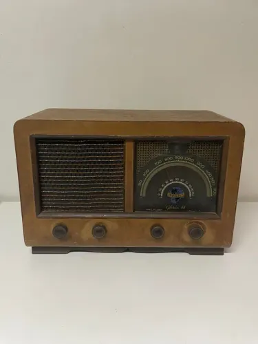 Rádio Invictus Glória 48