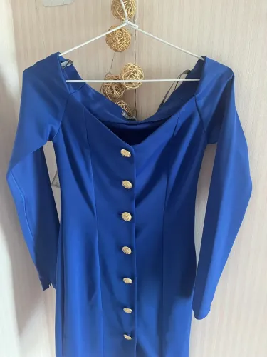 Vestido azul marinho