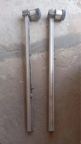 Par de motor basculante 220 v perfeito estado