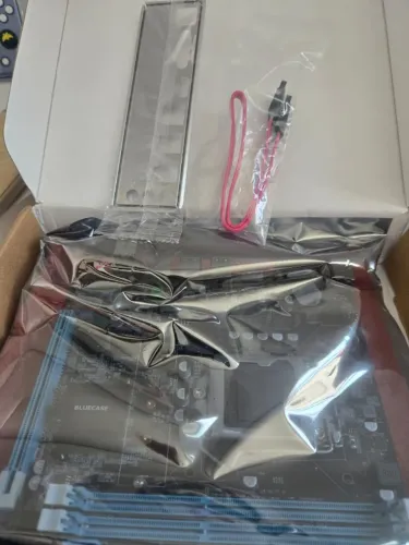 Placa Mãe Ddr3 1155 Gigabit Bluecase Vga HDMI Usb 3.0 M.2