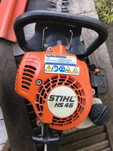 Podão a gasolina Sthil HS 45
