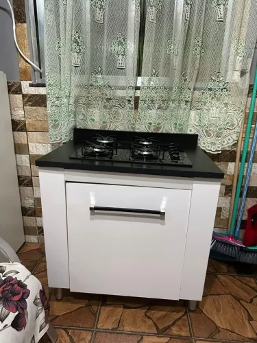 Cooktop com armário!