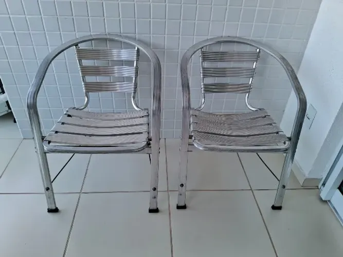 cadeira em aluminio reforçada