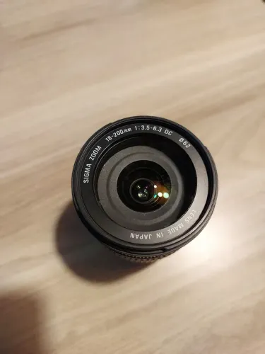 RELÍQUIA Lente Sigma DC 18-200mm (Japão)