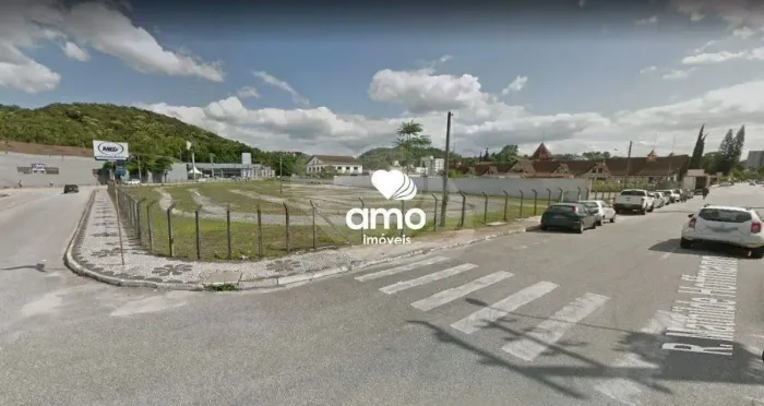 Terreno plano para alugar no Centro de Brusque