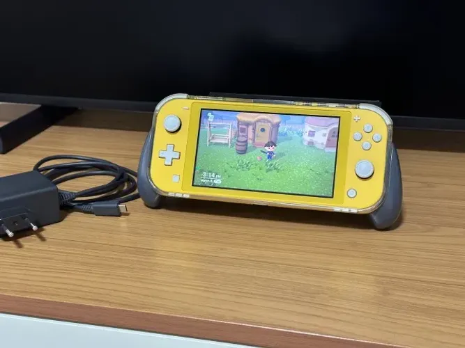 Nintendo Switch Lite - Amarelo