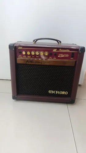 AMPLIFICADOR P/ VIOLAO METEORO V40