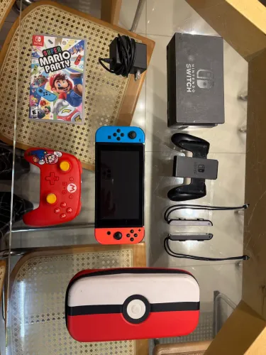 NINTENDO SWITCH - COM EXTRAS