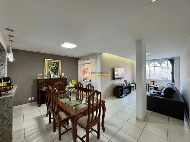 Casa para aluguel, 4 quartos, 2 suítes, 2 vagas, Esplanada - Divinópolis/MG