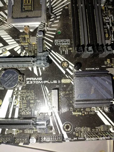 Placa-mãe Asus Prime Z370m Plus II (PARA REPARO)