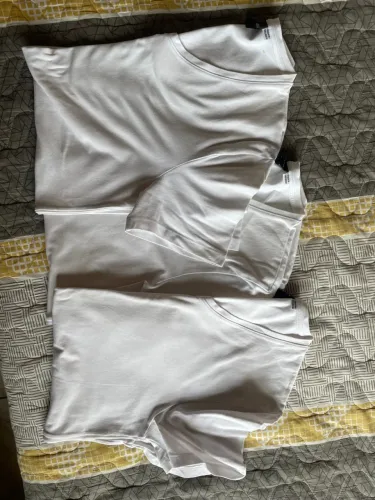 Kit com 3 camisetas branca Hugo Boss M fit