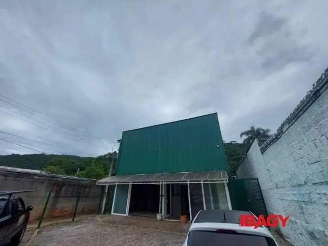 Oportunidade! Galpão em rio tavares - Florianópolis