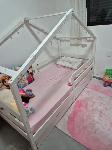 Cama montessoriana casinha
