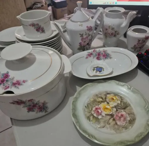 Jogo de Jantar de Porcelana