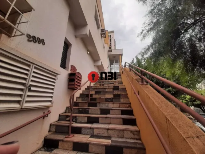 Aluga-se Quitinete 1 quarto com armário, banheiro - Vila Redentora