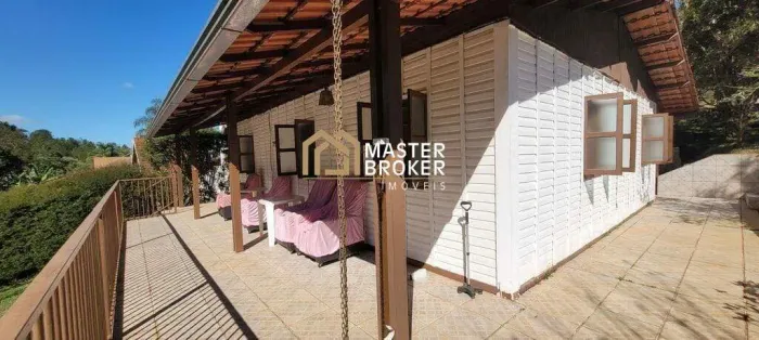 Casa de Campo à venda com 3 quartos com vista para Serra da Moeda, no condomínio Aconchego